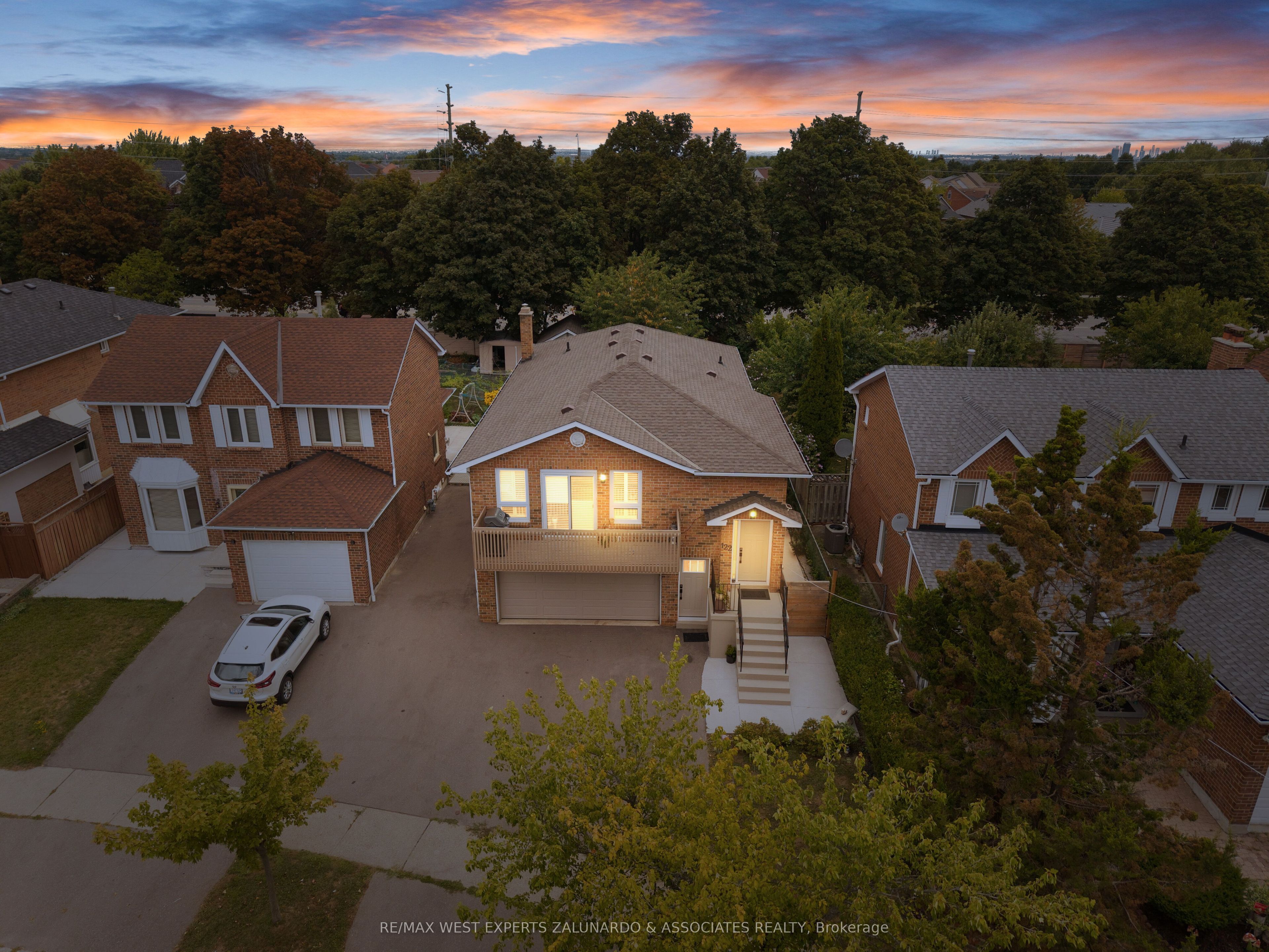 122 Philosopher's Trail, Brampton, ON L6S 5C8 photo 2