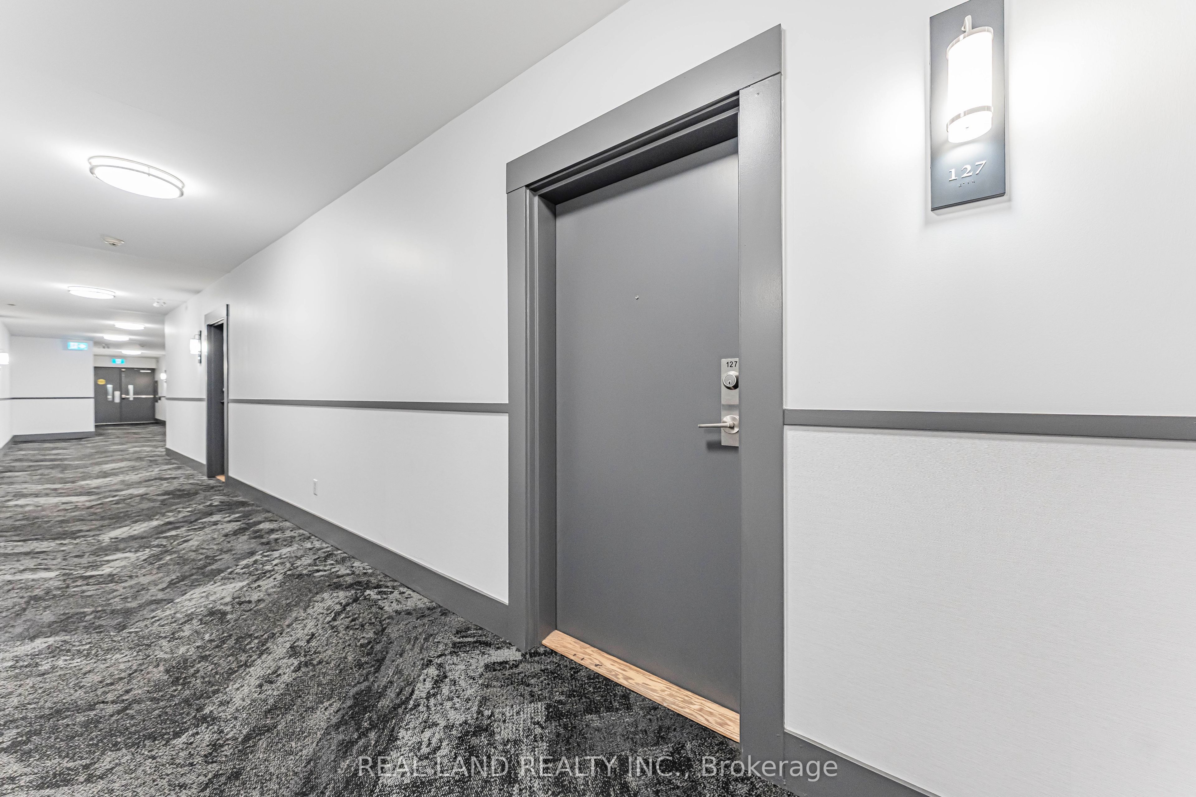 570 Lolita Gardens 127, Mississauga, ON L5A 0A1 photo 5