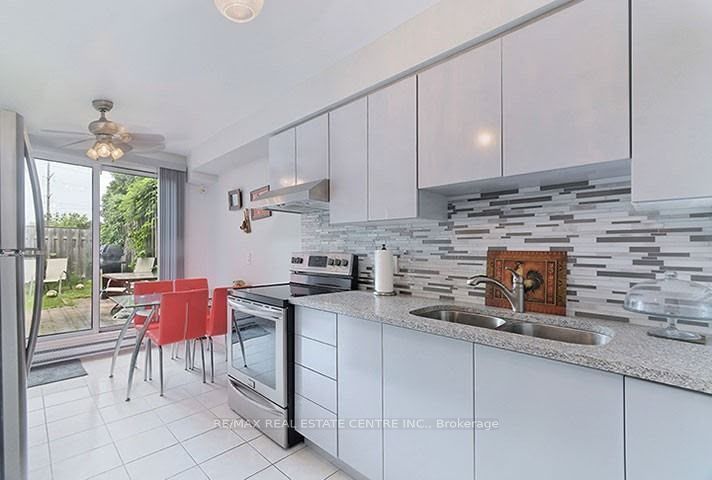 2170 Bromsgrove Road 200, Mississauga, ON L5J 4J2 photo 4