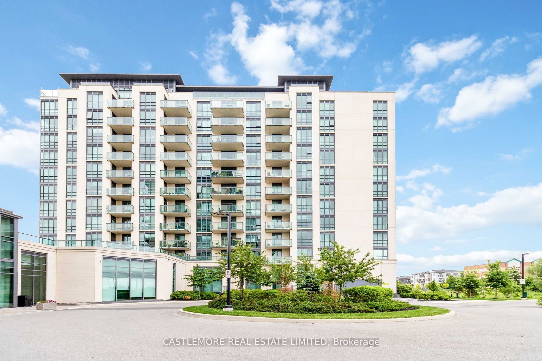 65 Yorkand Boulevard 502, Brampton, ON L6P 4M5