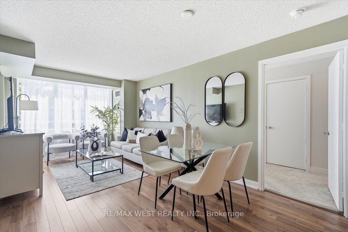 25 Viking Lane 250, Toronto, ON M9B 0A1 photo 4