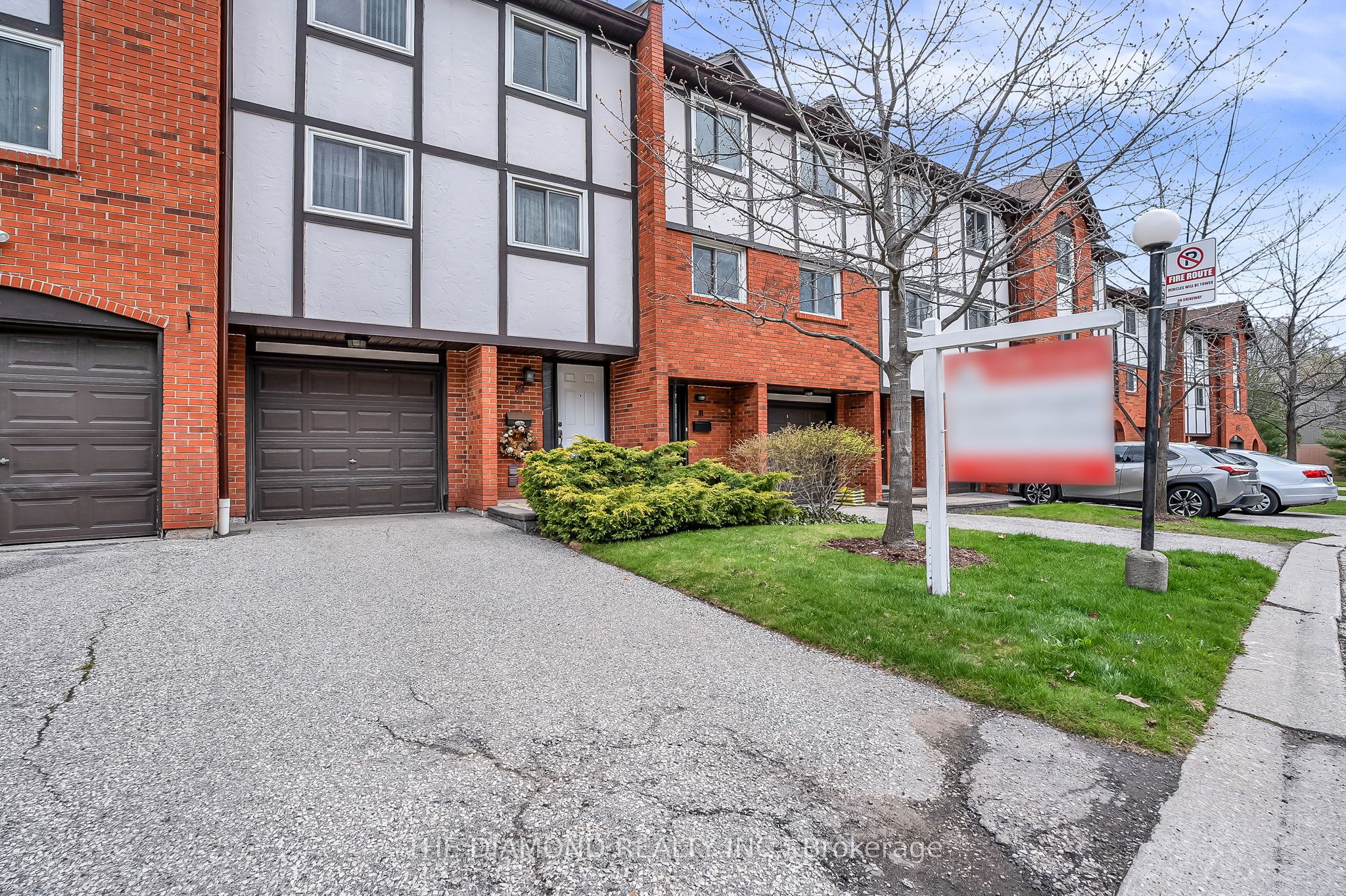 1755 Rathburn Road E 82, Mississauga, ON L4W 2M8 photo 2