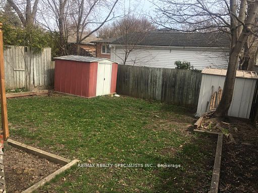 1499 SWANAGE Crescent, Mississauga, ON L5J 3N7 photo 3