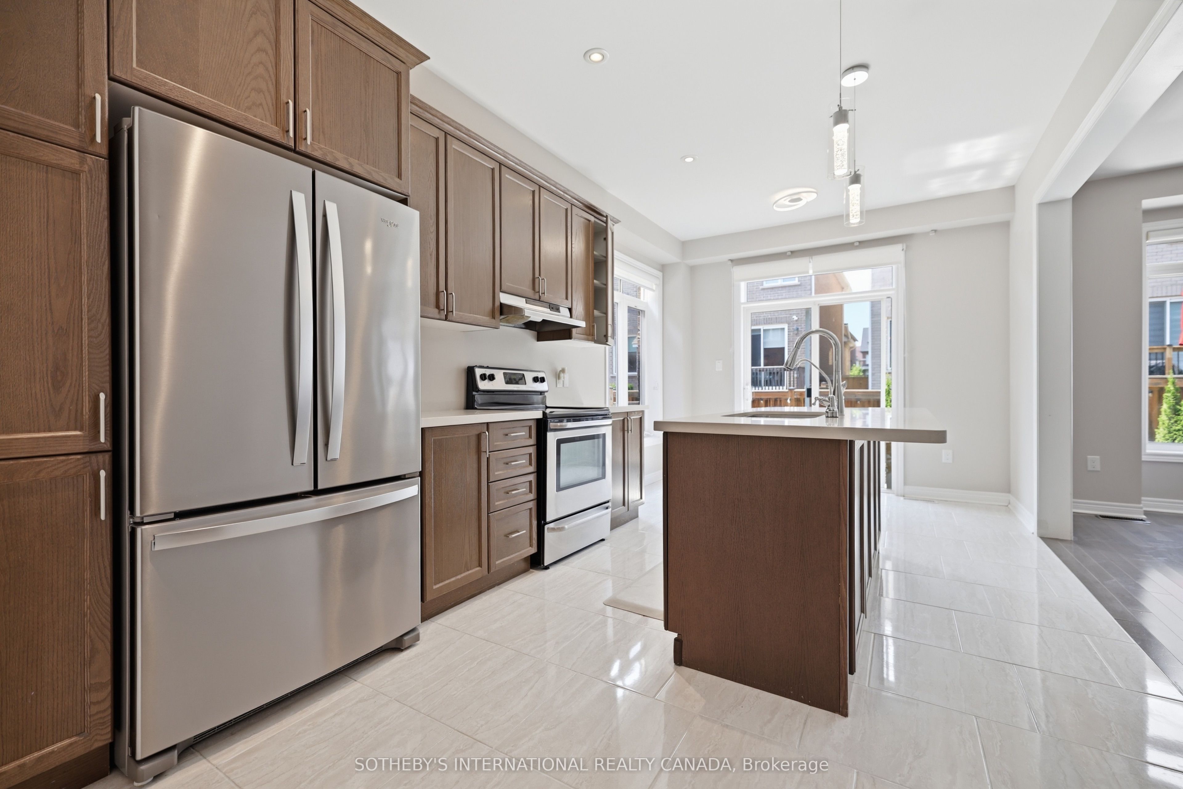 271 Sarah Cline Drive, Oakville, ON L6M 0V4 photo 4