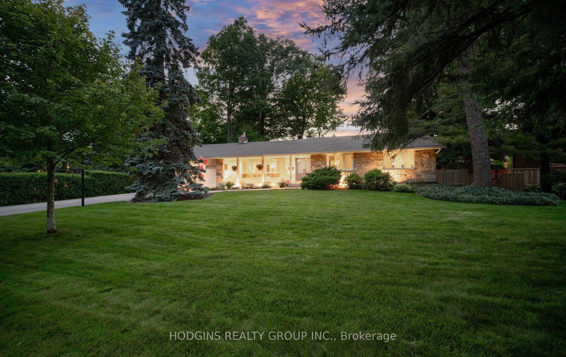 1837 Will Scarlett Drive, Mississauga, ON L5K 1J6 photo 3