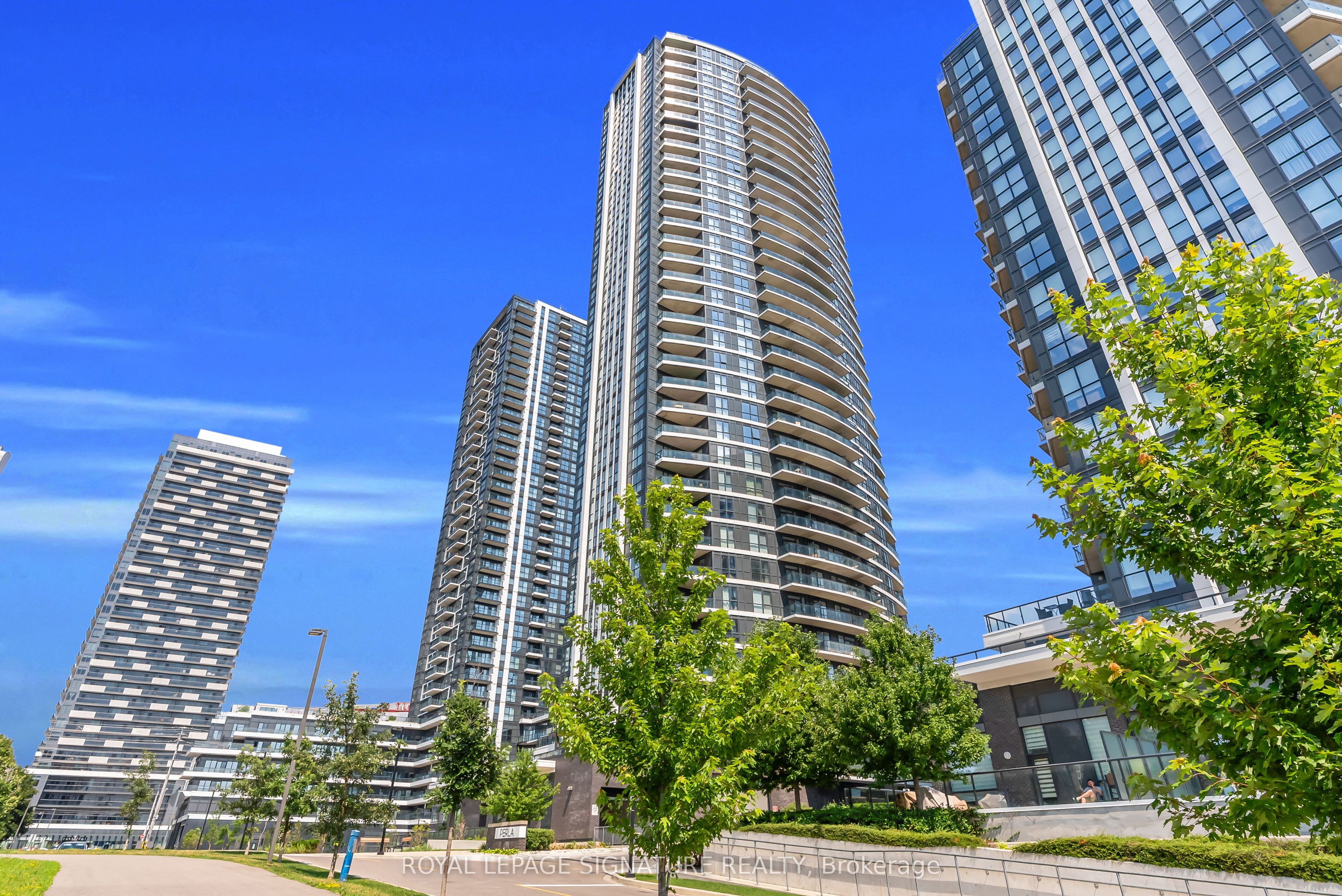 35 Watergarden Drive 218, Mississauga, ON L5R 0G8 photo 2