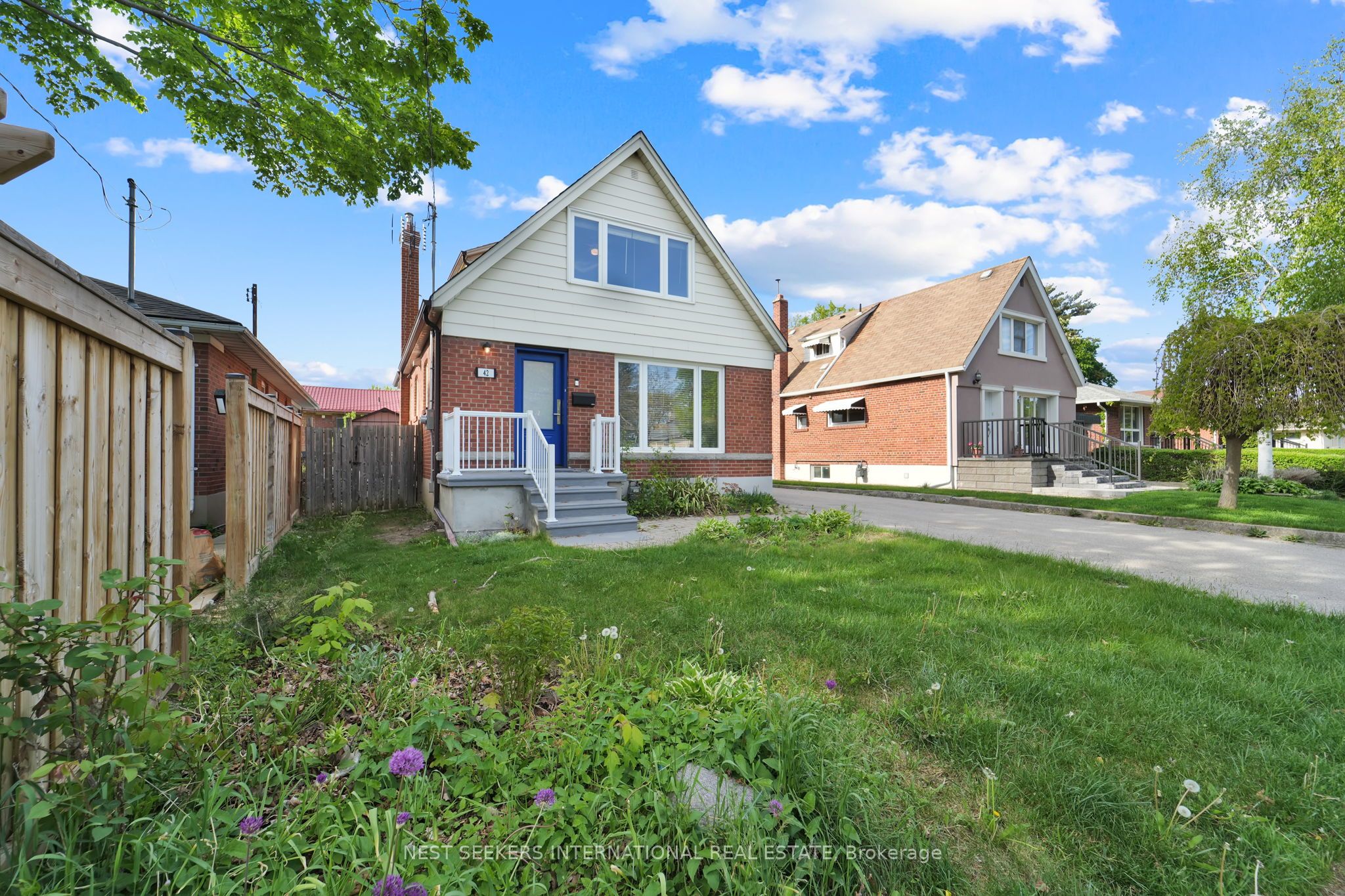 42 Fordwich Crescent, Toronto, ON M9W 2T4 photo 2