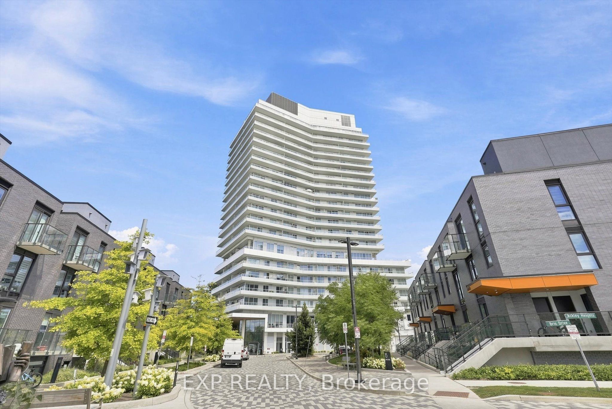 20 Brin Drive 311, Toronto, ON M8X 0B2 photo 4