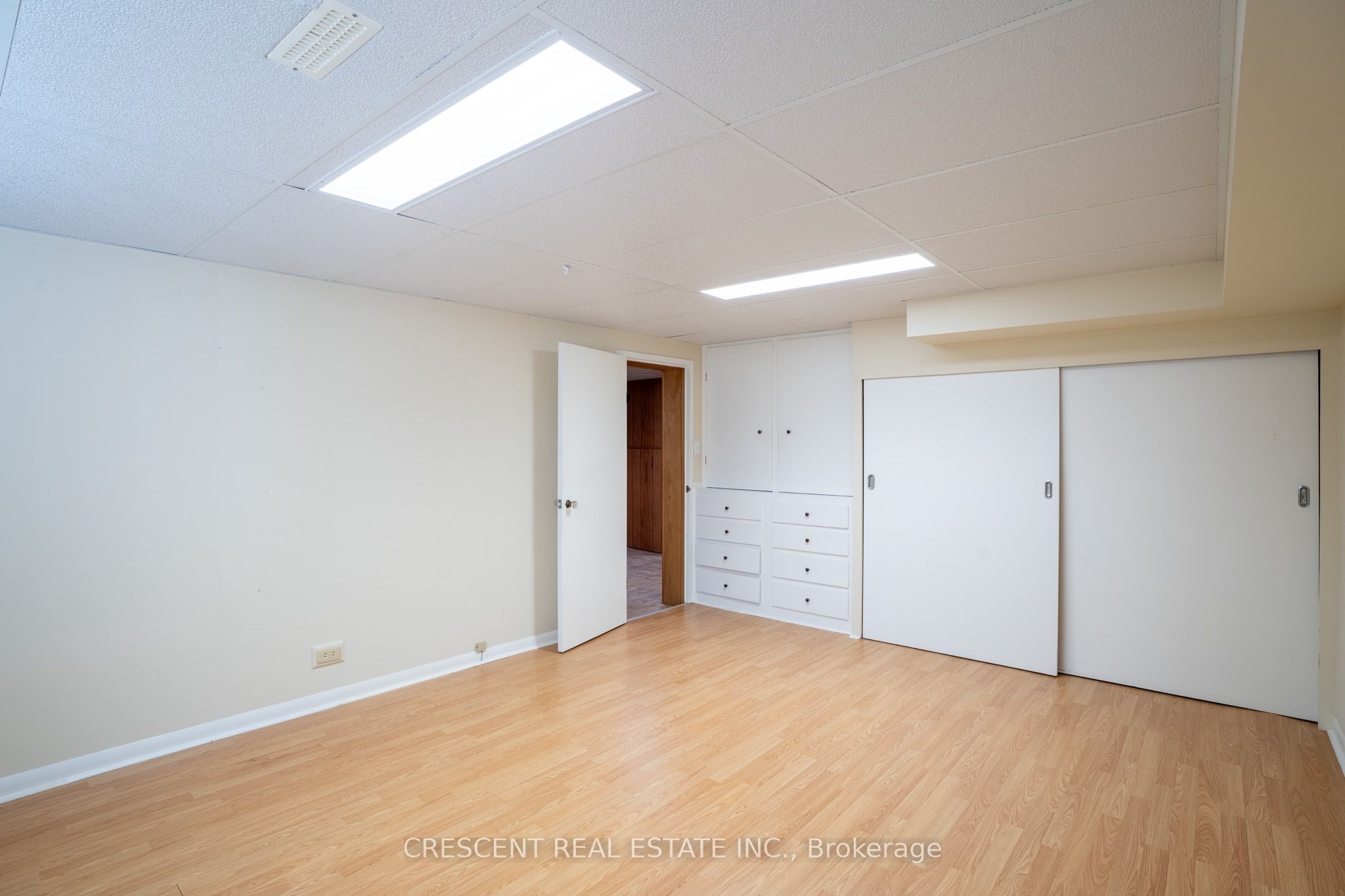 14 Claymore Drive LOWER, Toronto, ON M8Z 2R9 photo 4