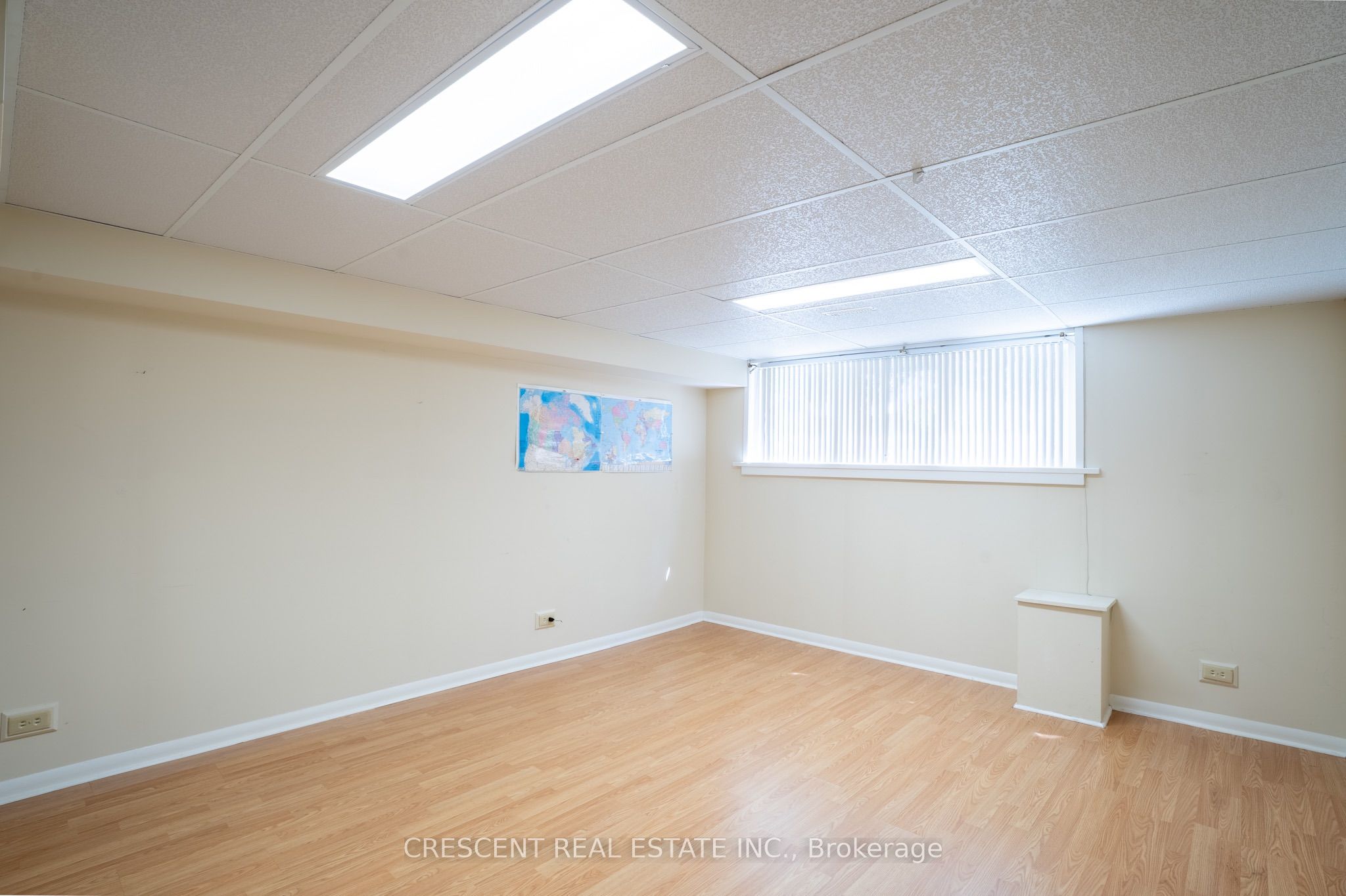 14 Claymore Drive LOWER, Toronto, ON M8Z 2R9 photo 5