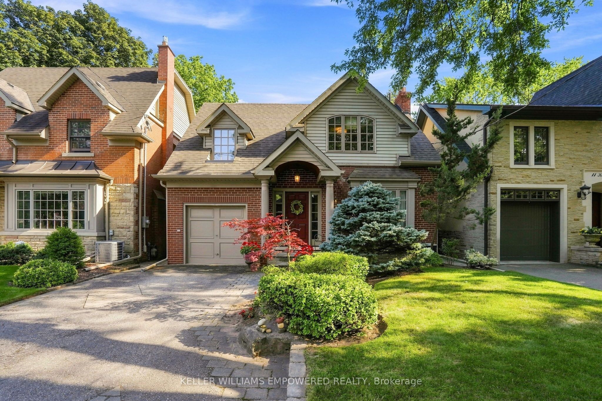 9 Kingsgrove Boulevard, Toronto, ON M8X 1N4 photo 2