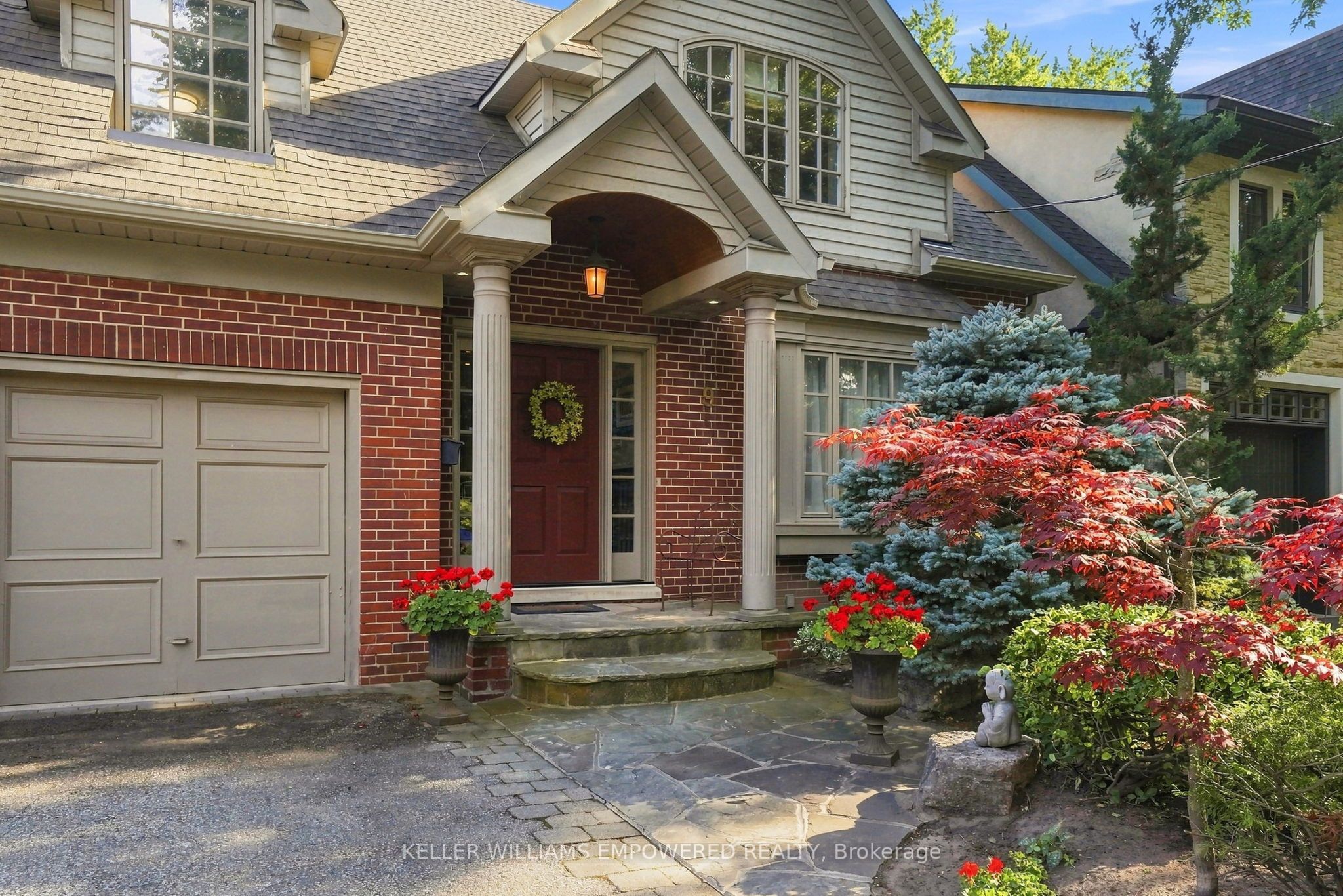 9 Kingsgrove Boulevard, Toronto, ON M8X 1N4 photo 3
