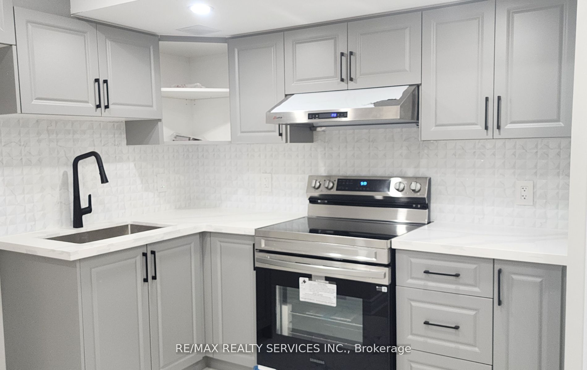 5944 Shelford Terrace (Bsmnt), Mississauga, ON L5M 6K3 photo 3
