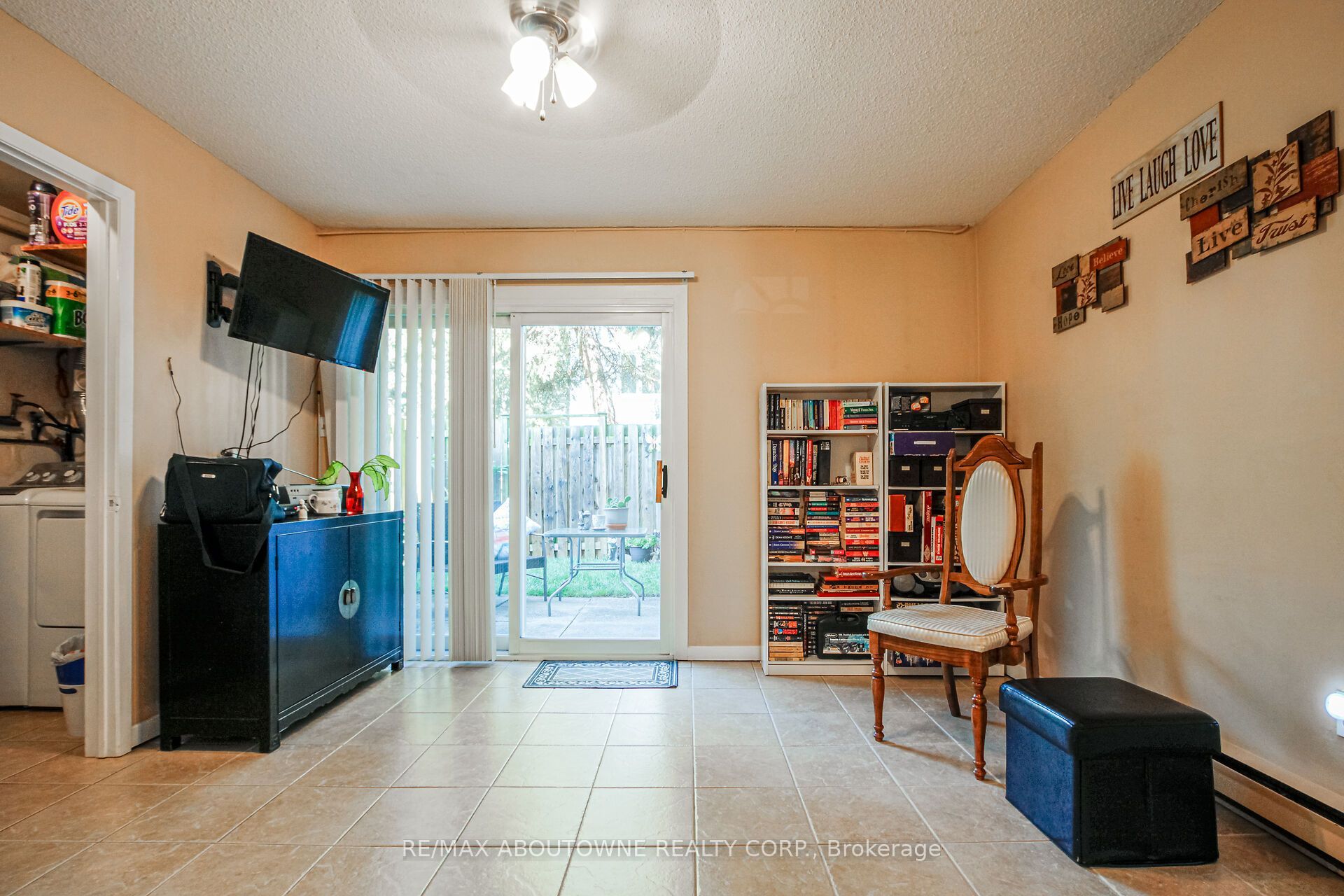 2440 Bromsgrove Road 50, Mississauga, ON L5J 4J7 photo 5