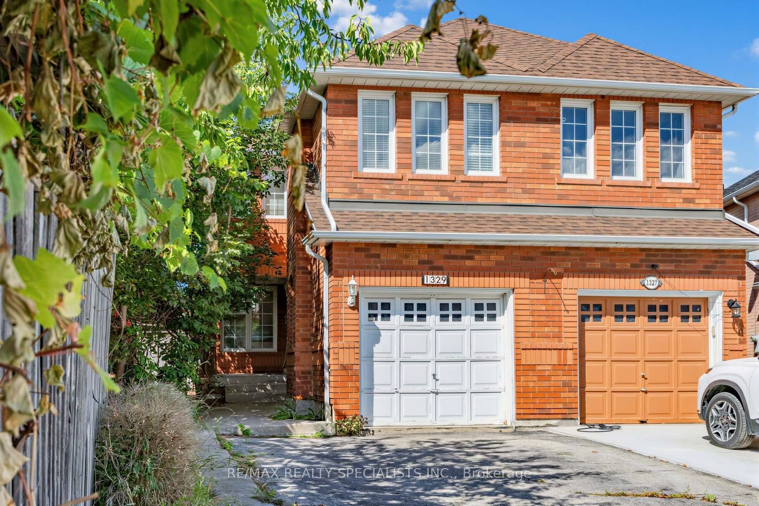 1329 Whiffletree Court, Mississauga, ON L5N 7R1 photo 2