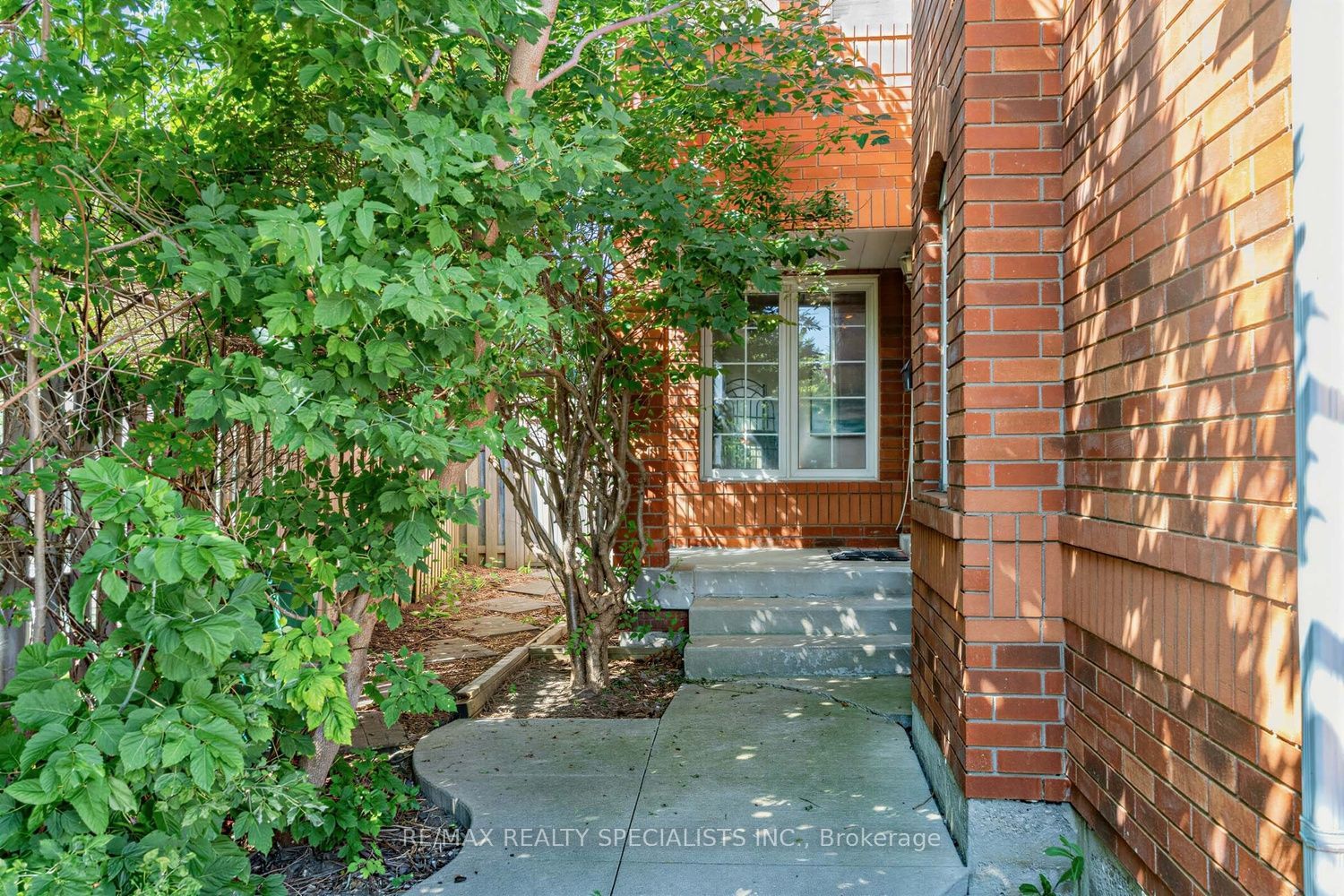 1329 Whiffletree Court, Mississauga, ON L5N 7R1 photo 4