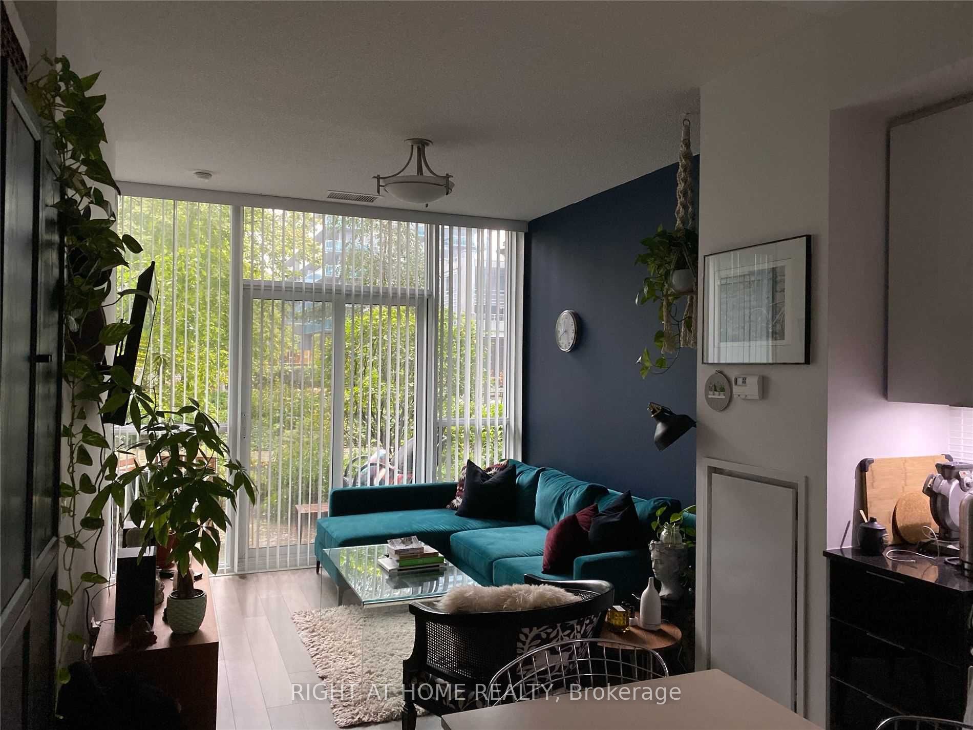 80 Marine Parade Drive 101, Toronto, ON M8V 0A3 photo 3