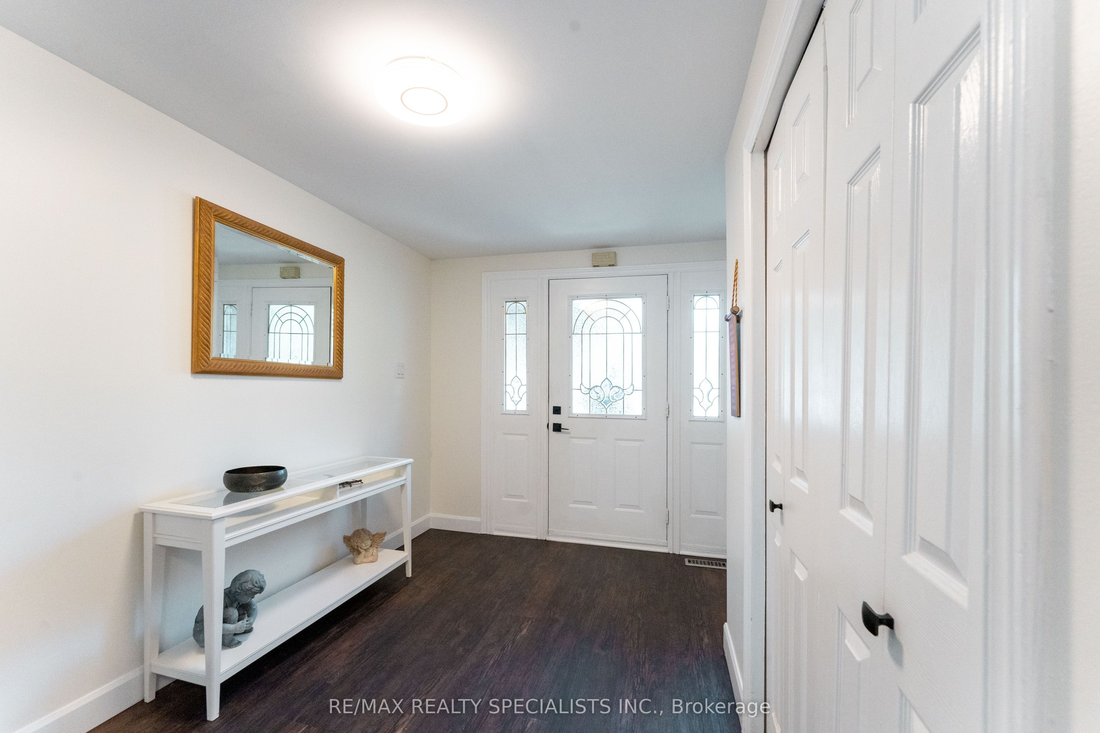1319 Sherwood Court, Burlington, ON L7M 1C8 photo 5