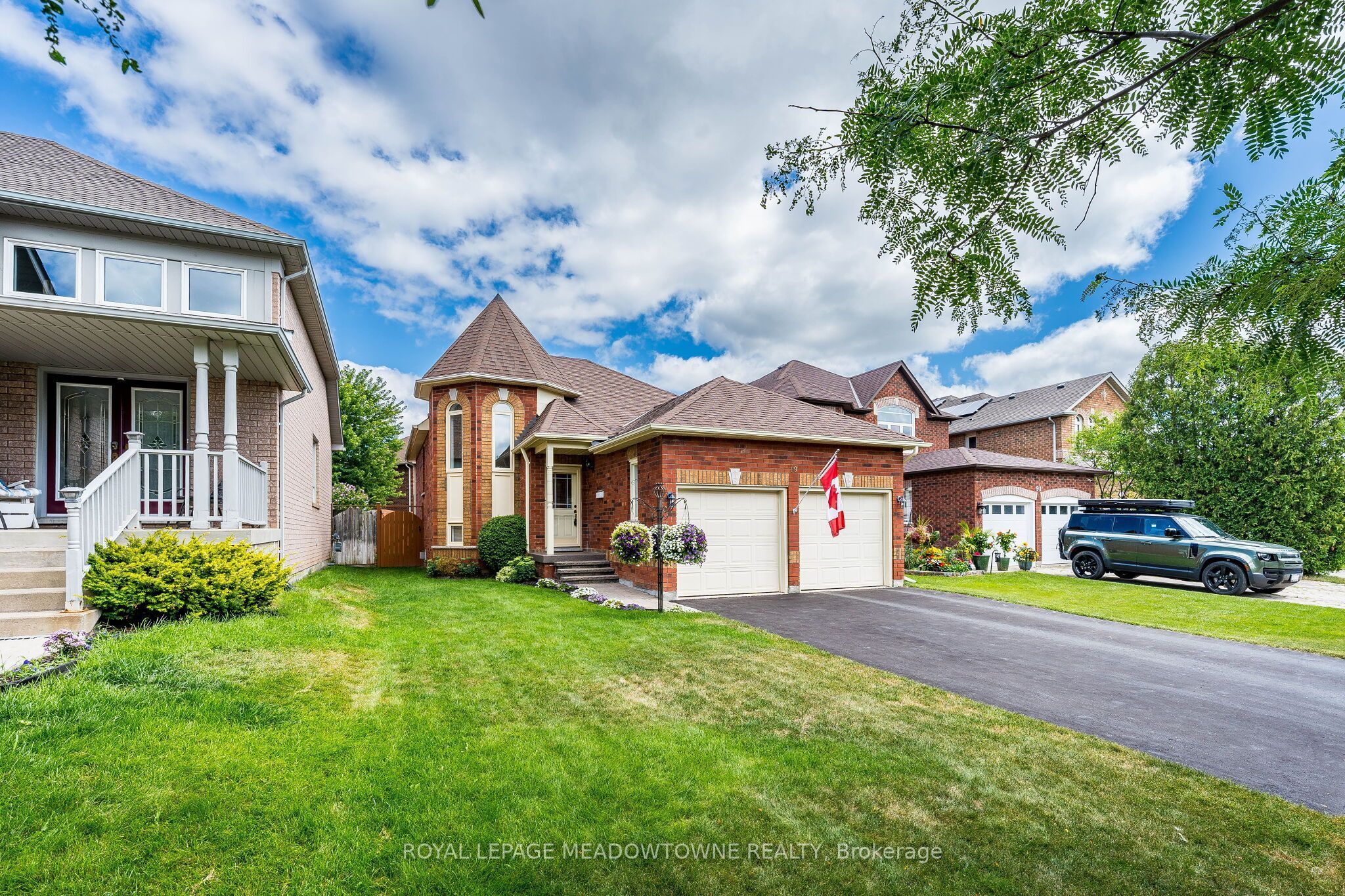 89 E Standish Street, Halton Hills, ON L7G 5W3 photo 3