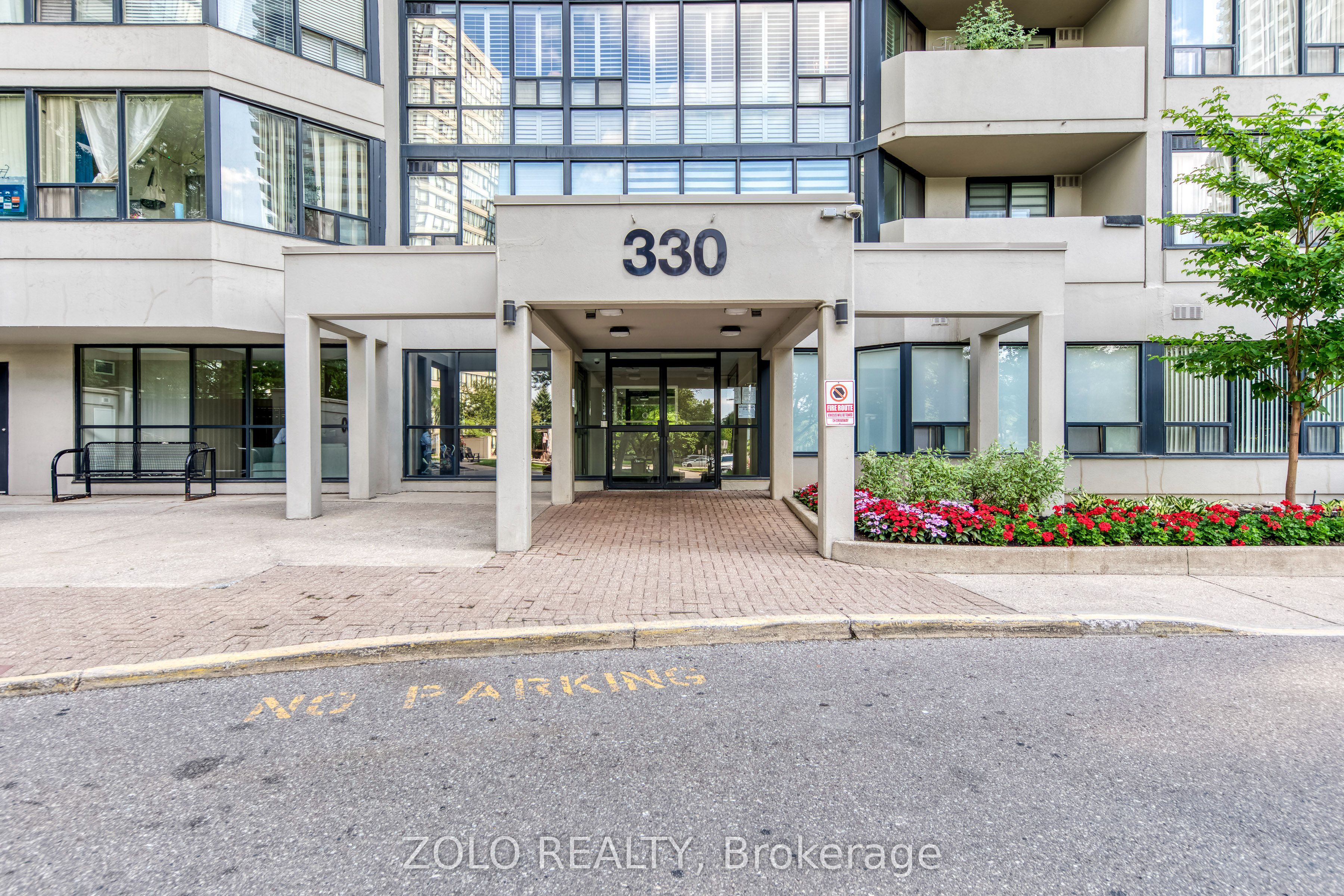 330 Rathburn Road W 908, Mississauga, ON L5B 3Y1 photo 2