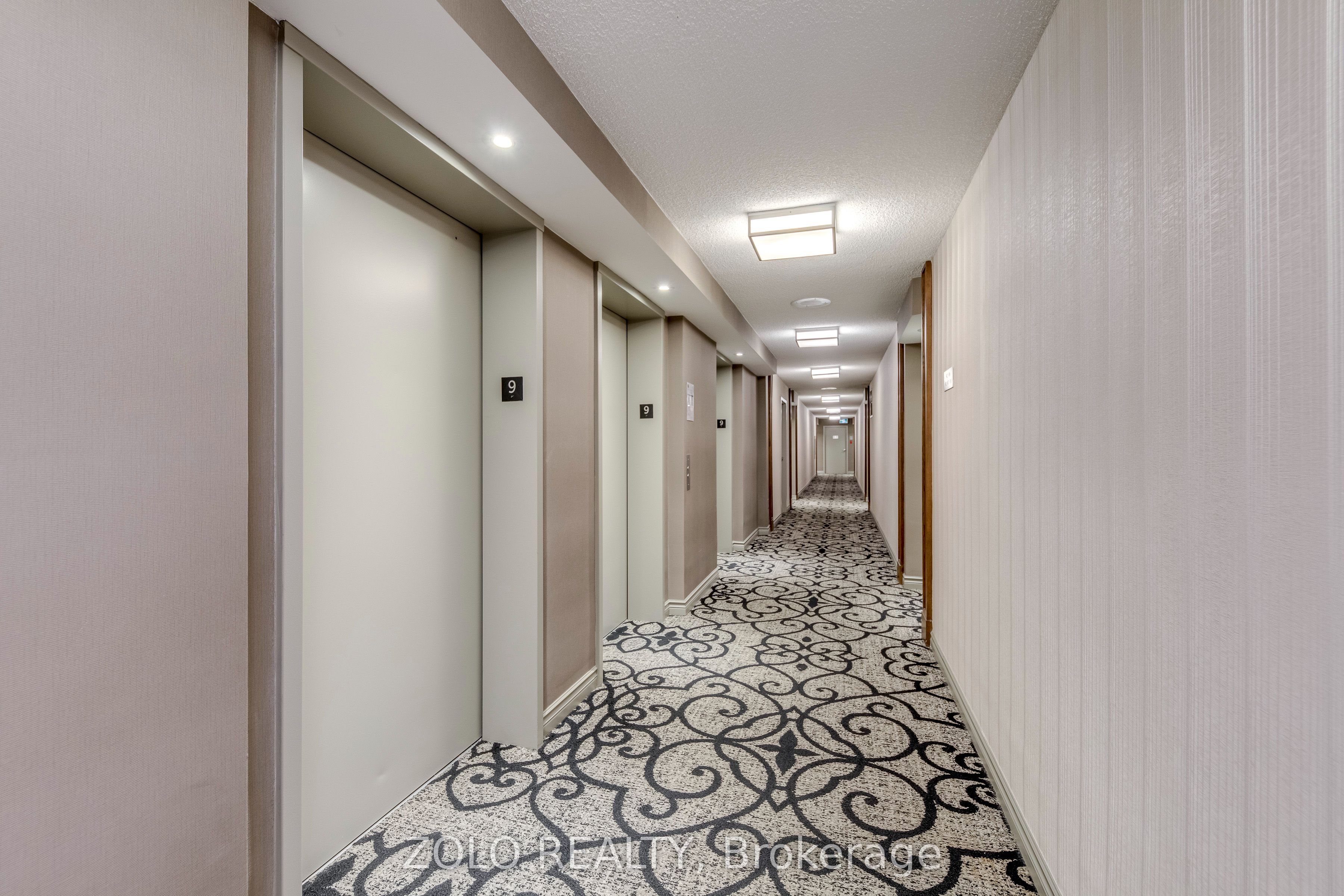 330 Rathburn Road W 908, Mississauga, ON L5B 3Y1 photo 3