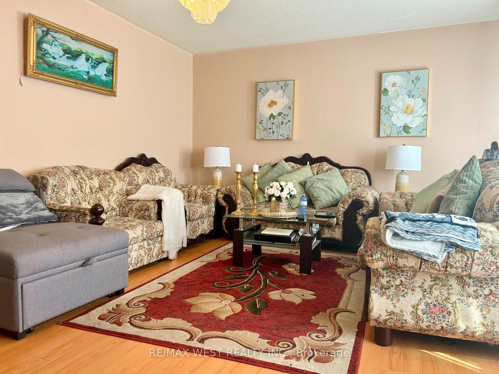 6458 Finch Avenue W 134, Toronto, ON M9V 1T4 photo 3