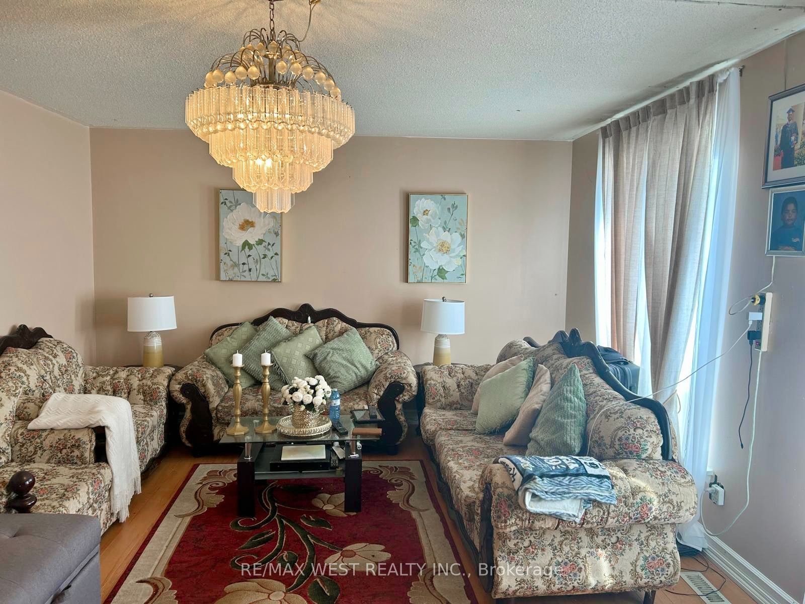 6458 Finch Avenue W 134, Toronto, ON M9V 1T4 photo 5