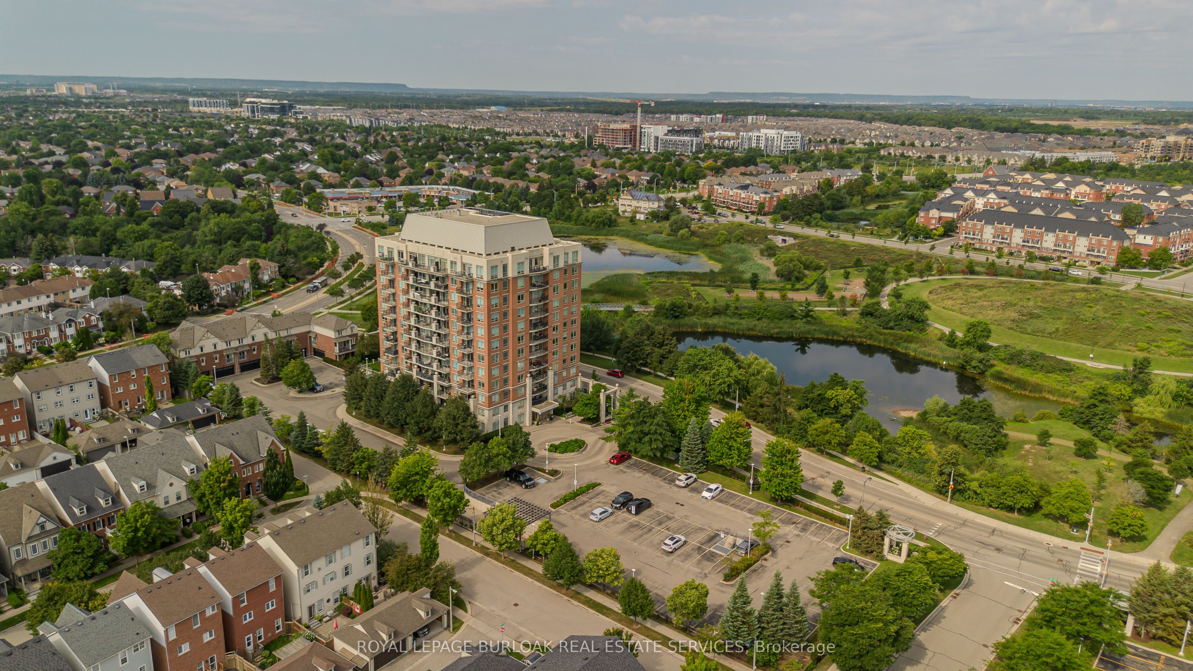 2325 Central Park Drive 709, Oakville, ON L6H 0E2