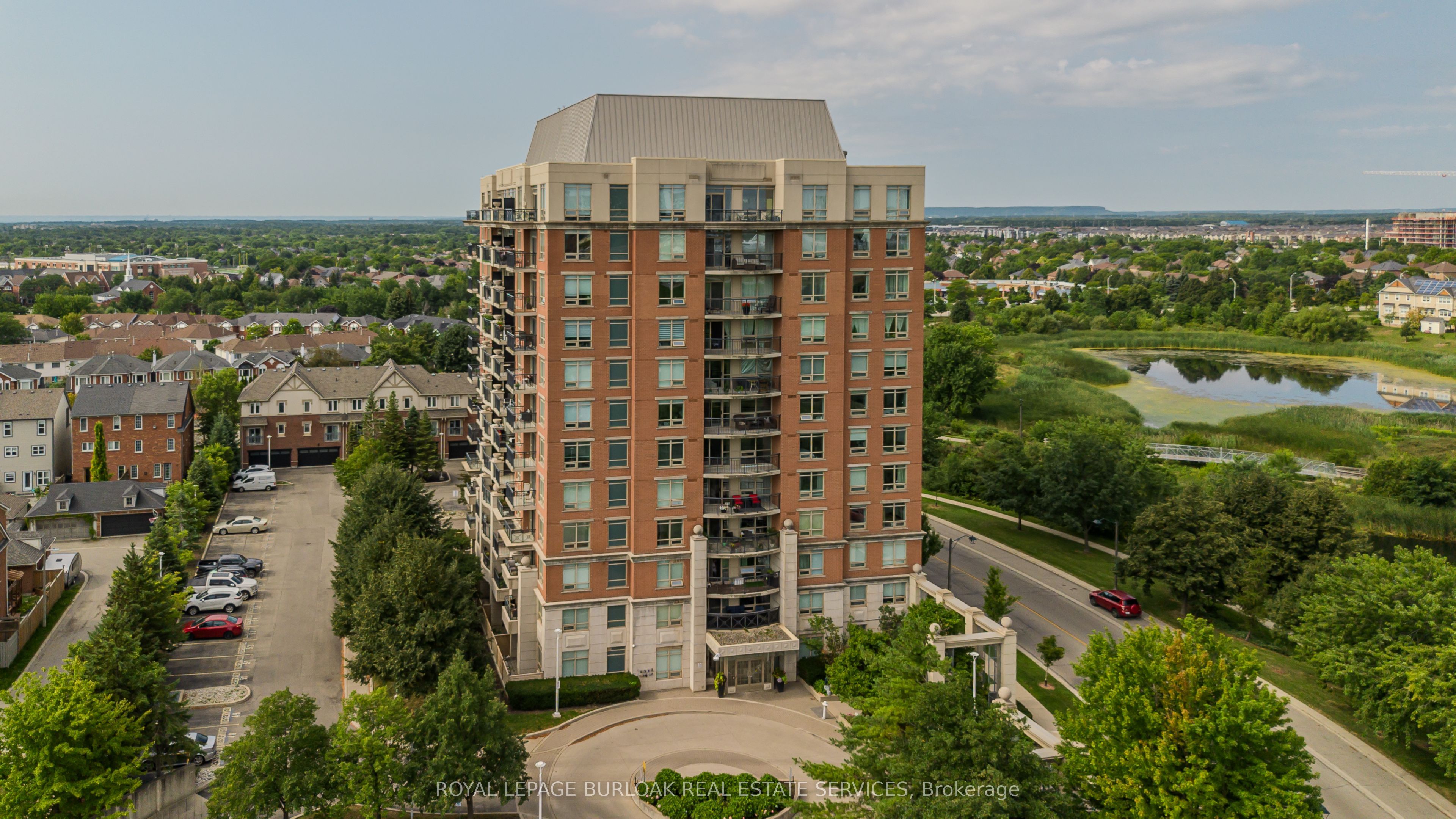 2325 Central Park Drive 709, Oakville, ON L6H 0E2 photo 3