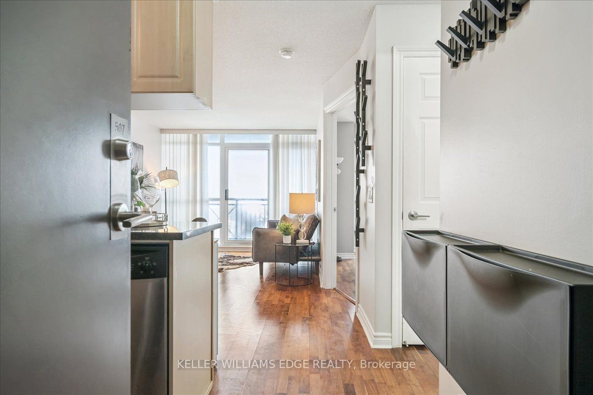 2325 Central Park Drive 507, Oakville, ON L6H 0E2 photo 2