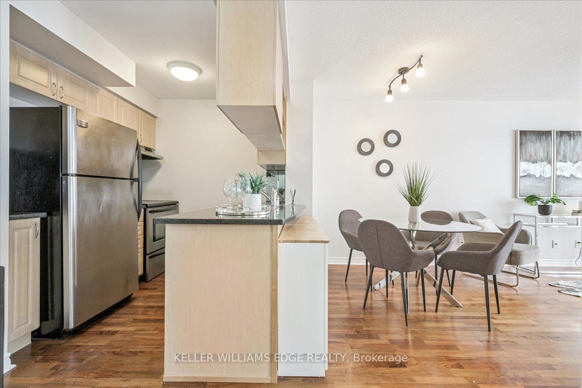 2325 Central Park Drive 507, Oakville, ON L6H 0E2 photo 3