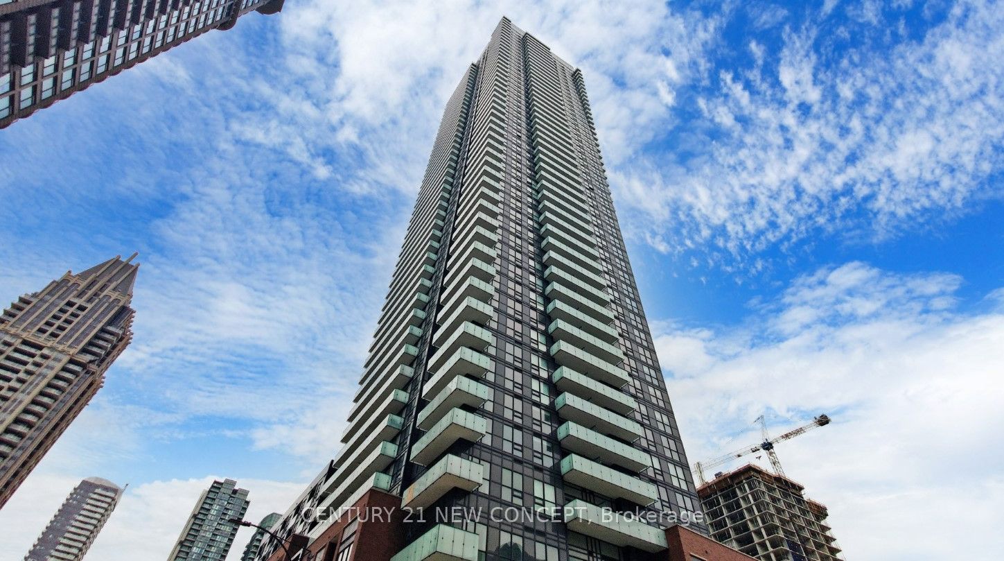 430 Square One Drive 4507, Mississauga, ON L5B 0L6 photo 2