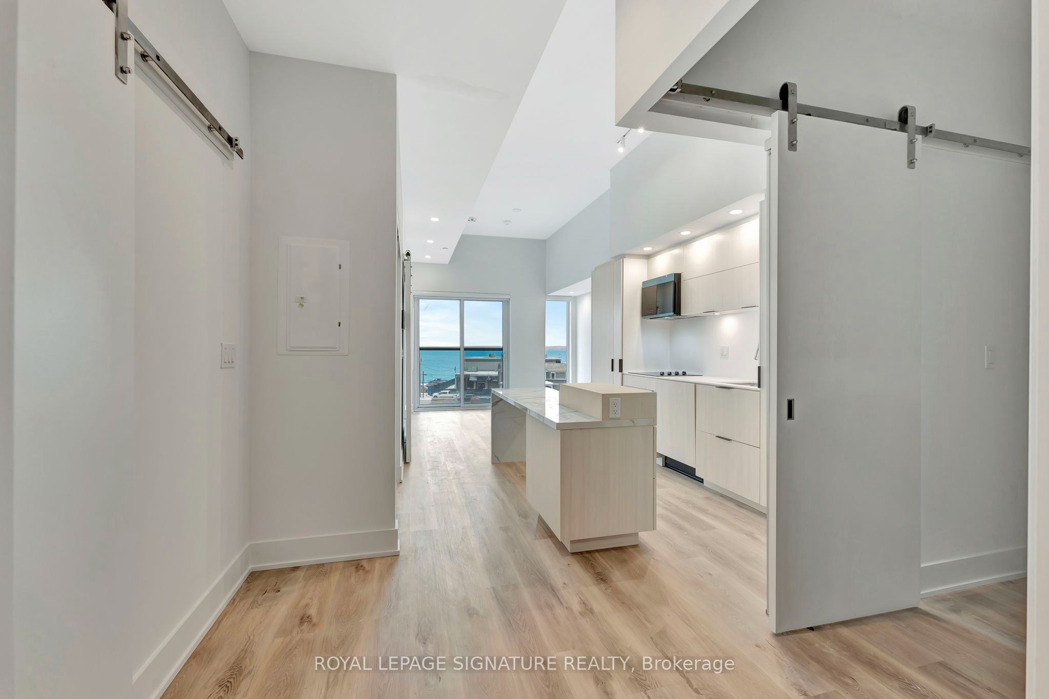 370 Martha Street 306, Burlington, ON L7R 0G9 photo 4