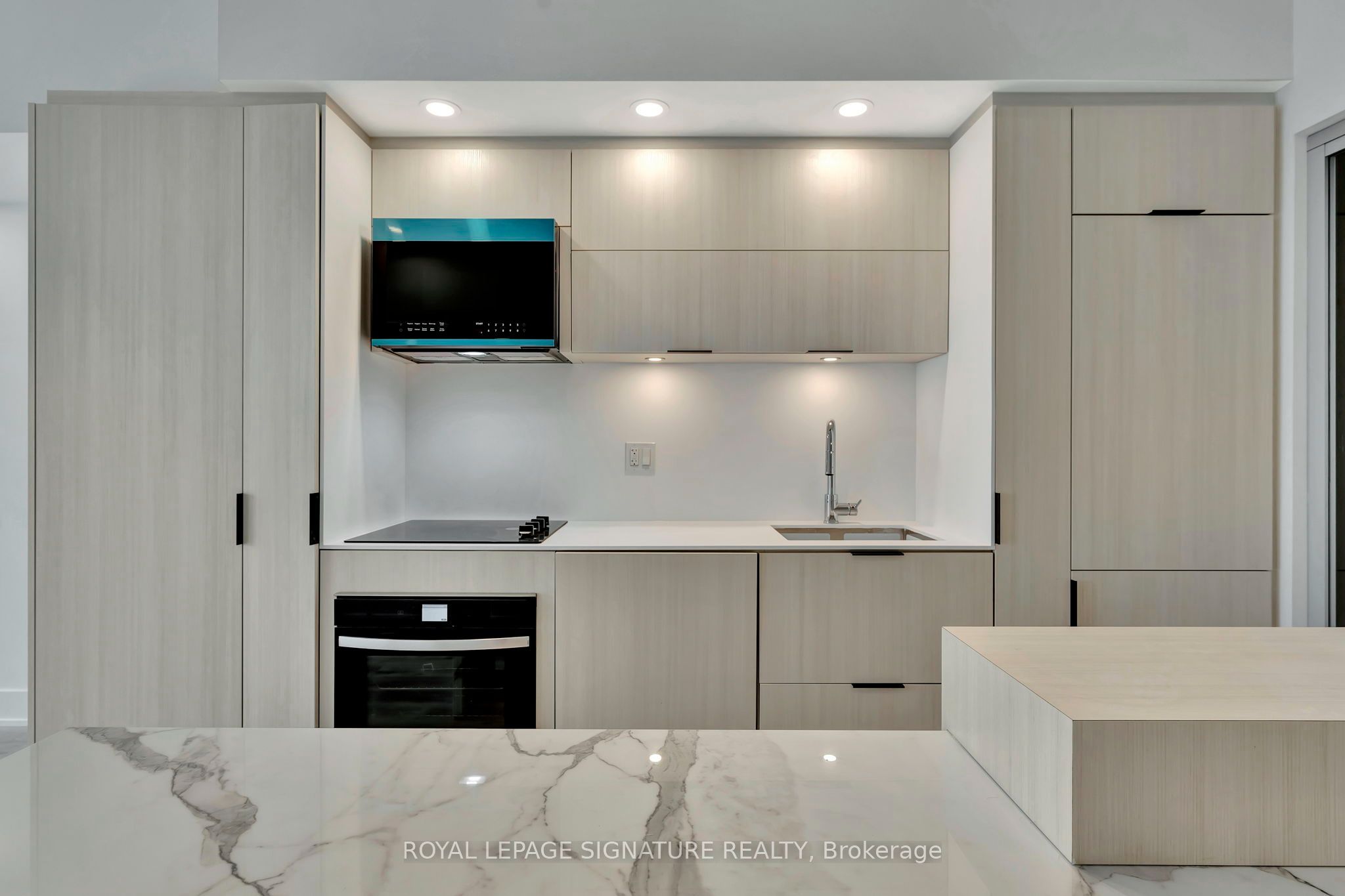 370 Martha Street 306, Burlington, ON L7R 0G9 photo 5