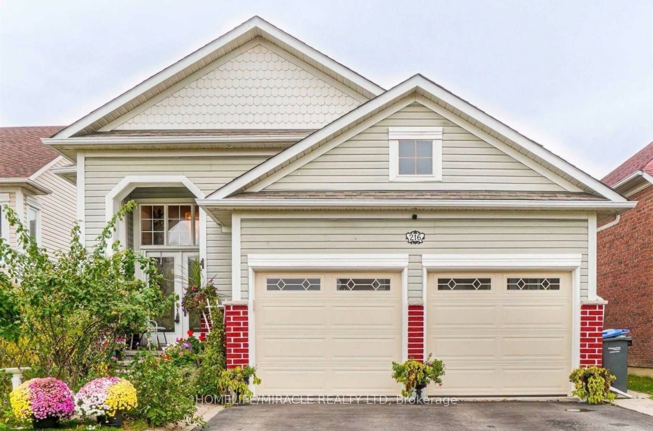 216 Van Scott Drive, Brampton, ON L7A 1V9 photo 2