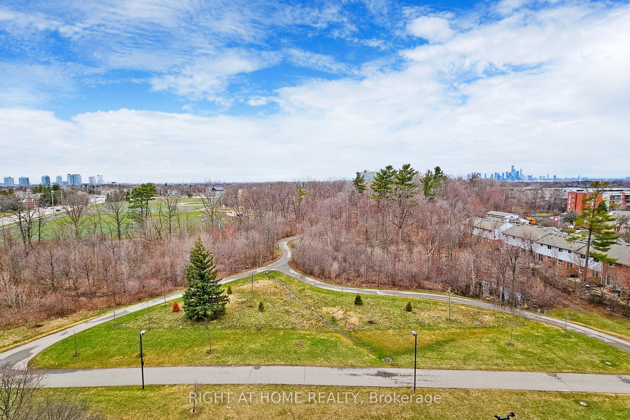 3501 Glen Erin Drive 812, Mississauga, ON L5L 2E9 photo 3