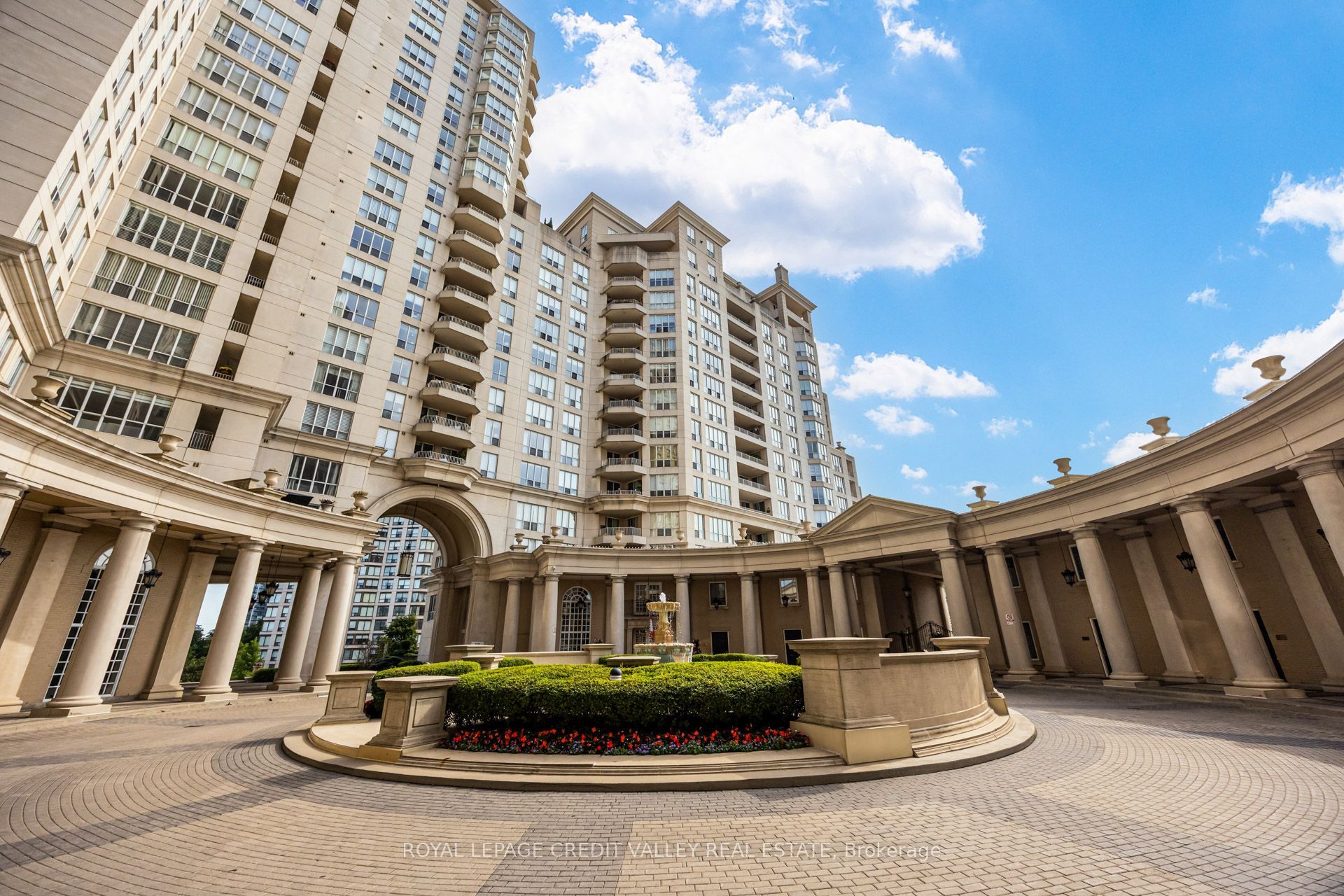 2287 Lake Shore Boulevard W 501, Toronto, ON M8V 3Y1 photo 4