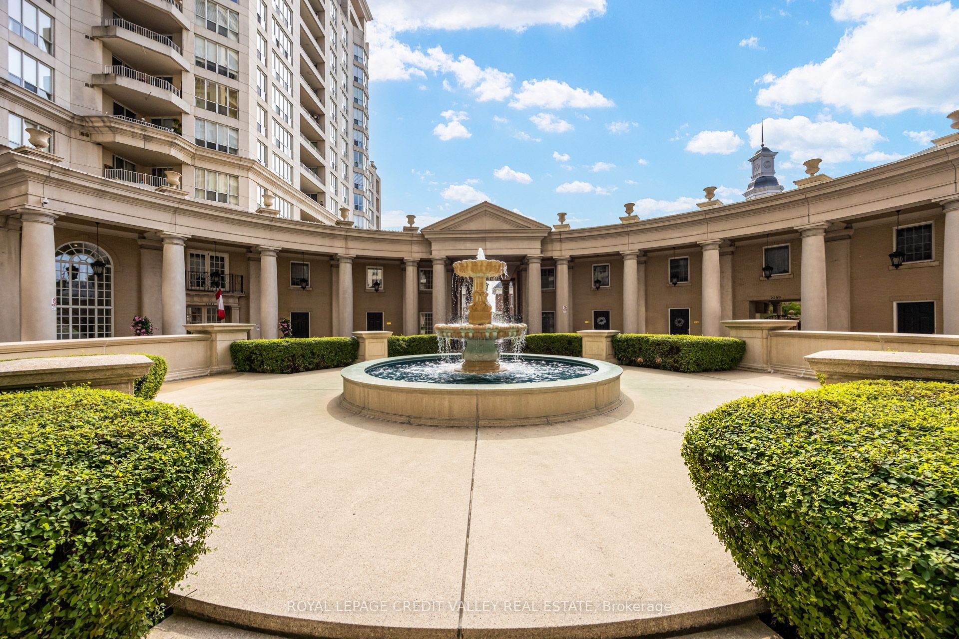 2287 Lake Shore Boulevard W 501, Toronto, ON M8V 3Y1 photo 5