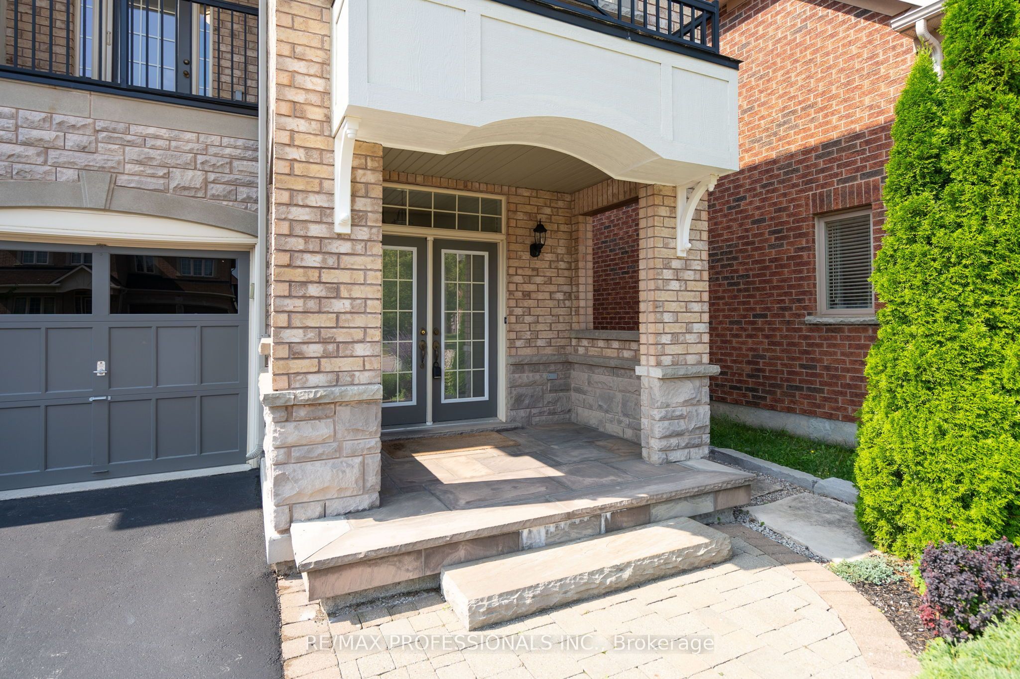 3184 Nixon Gate, Burlington, ON L7M 0C6 photo 2