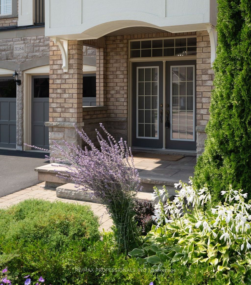 3184 Nixon Gate, Burlington, ON L7M 0C6 photo 3