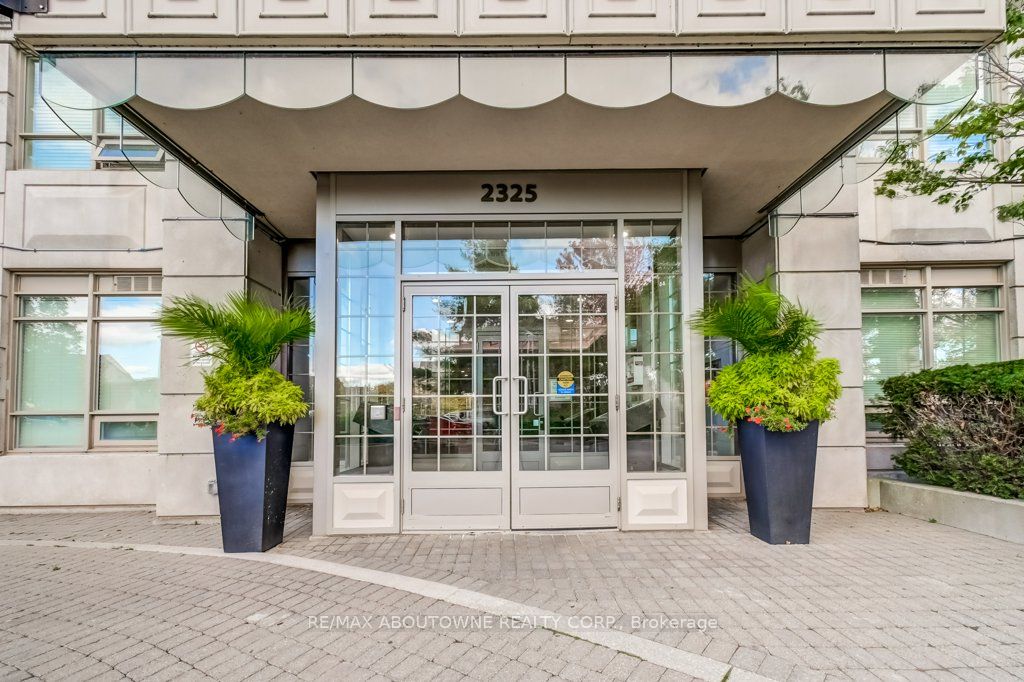 2325 Central Park Drive 405, Oakville, ON L6H 0E2 photo 4