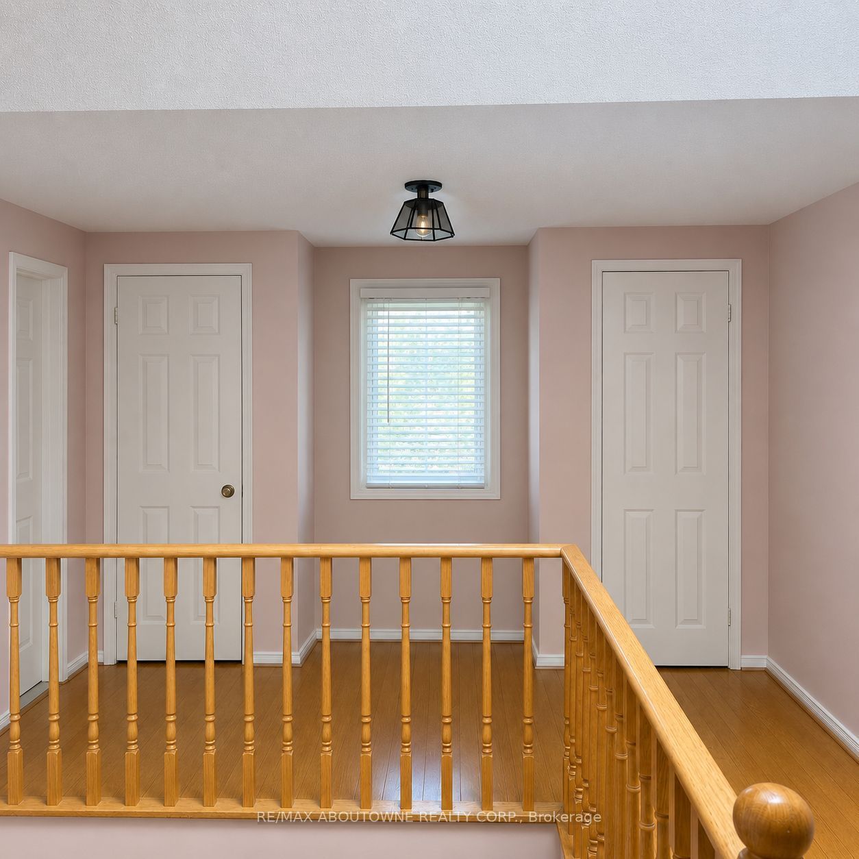 512 Chieftan Circle, Mississauga, ON L4Z 3A3 photo 5