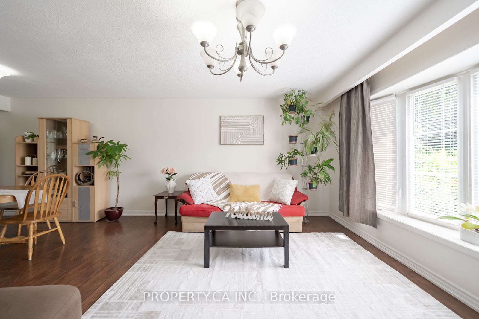 2563 Bromsgrove Road W, Mississauga, ON L5J 1M1 photo 3