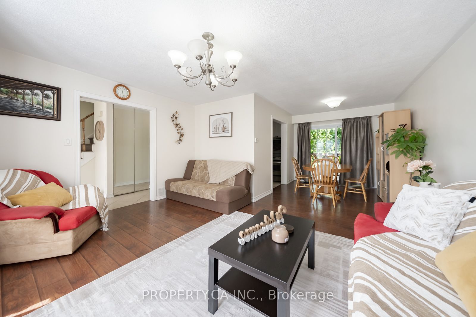 2563 Bromsgrove Road W, Mississauga, ON L5J 1M1 photo 4