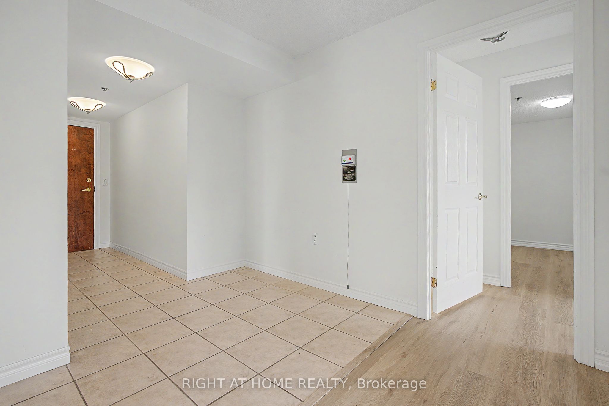 100 Burloak Drive 1213, Burlington, ON L7L 6P6 photo 5