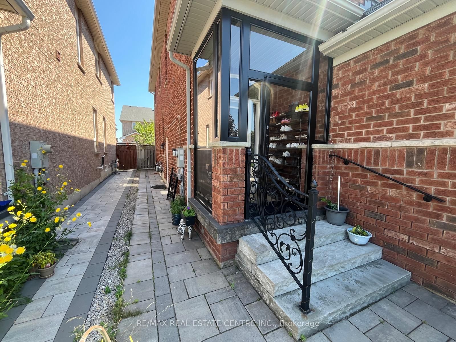 3570 Fountain Park Avenue, Mississauga, ON L5M 7G1 photo 4