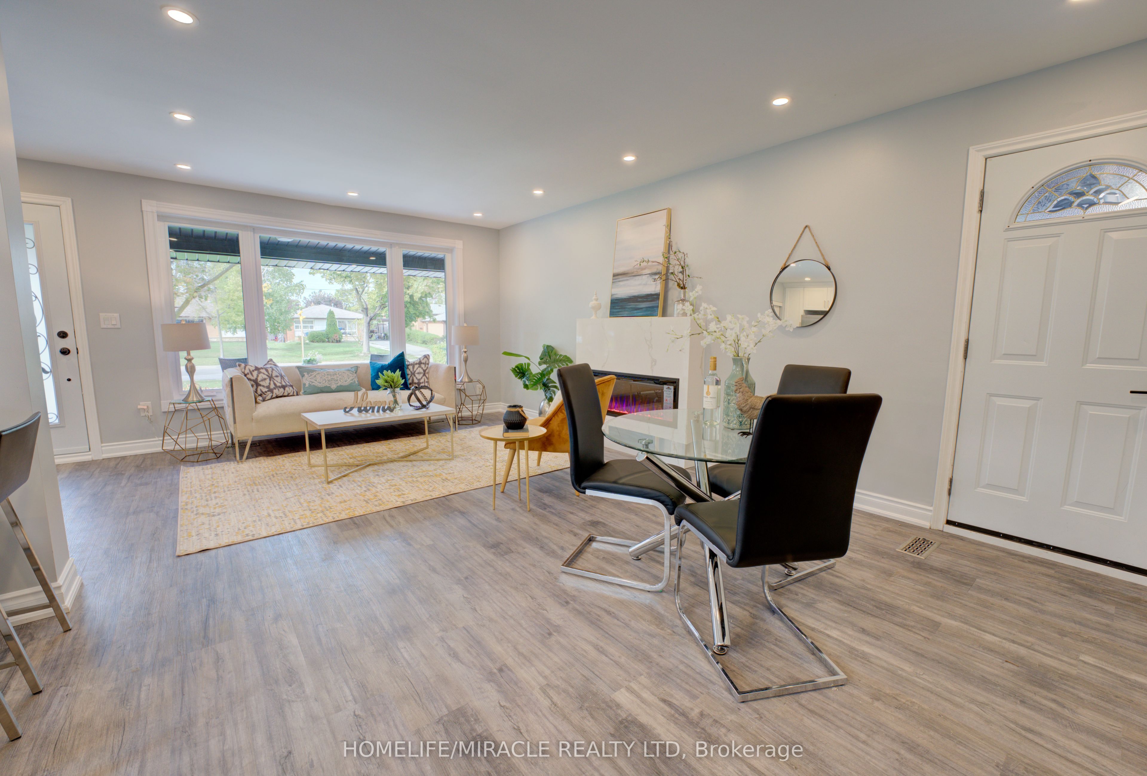 85 Silverstone Drive, Toronto, ON M9V 3G4 photo 5