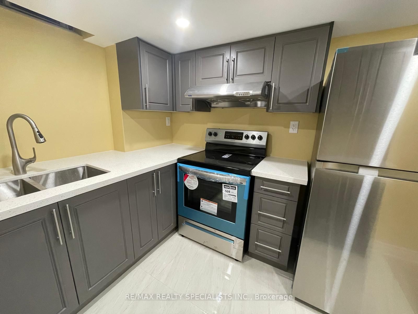 4549 Longmoor Road BSMNT, Mississauga, ON L5M 4H7 photo 5