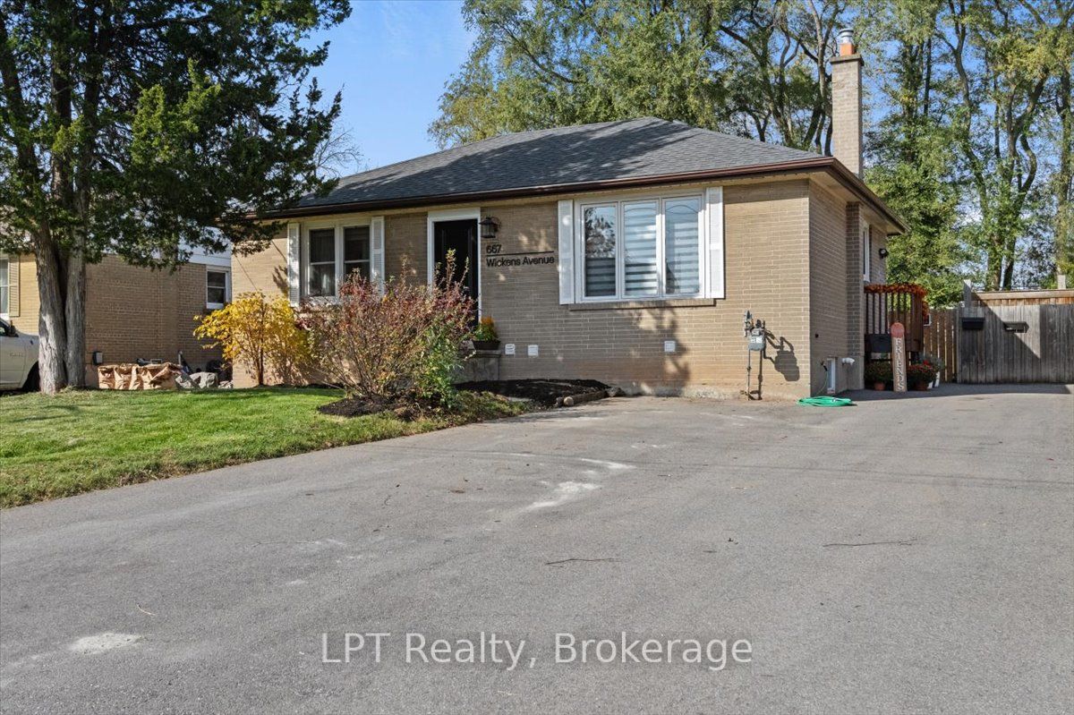 667 Wickens Avenue, Burlington, ON L7T 3T1 photo 3