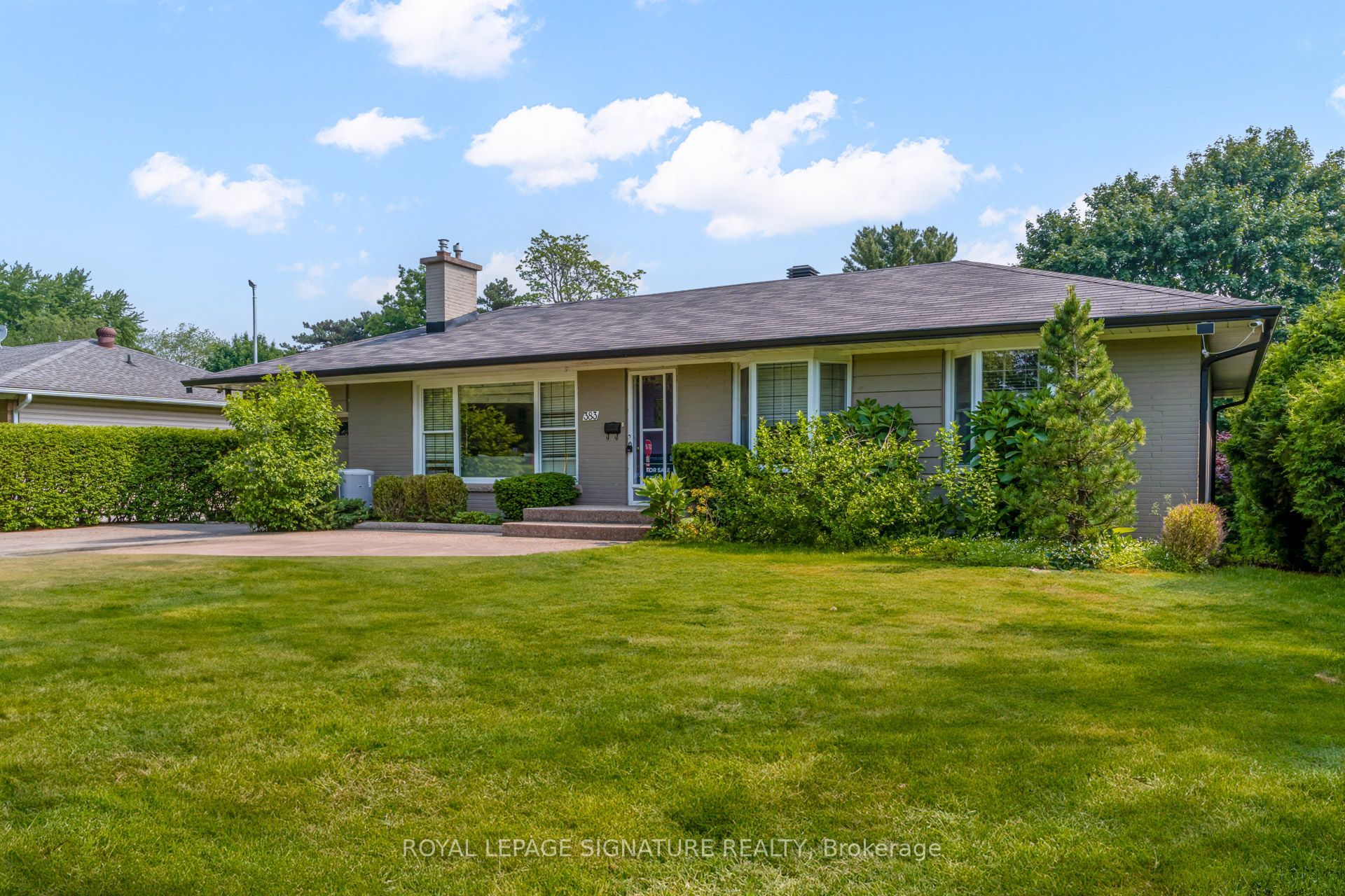383 Maplehurst Avenue, Oakville, ON L6L 4Y3 photo 5